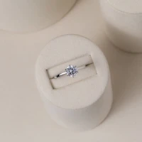 /public/photos/live/Classic Engagement Ring-1071 (2).webp